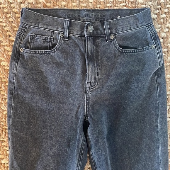 American eagle mom jeans black faded size 2 - Picture 4 of 10